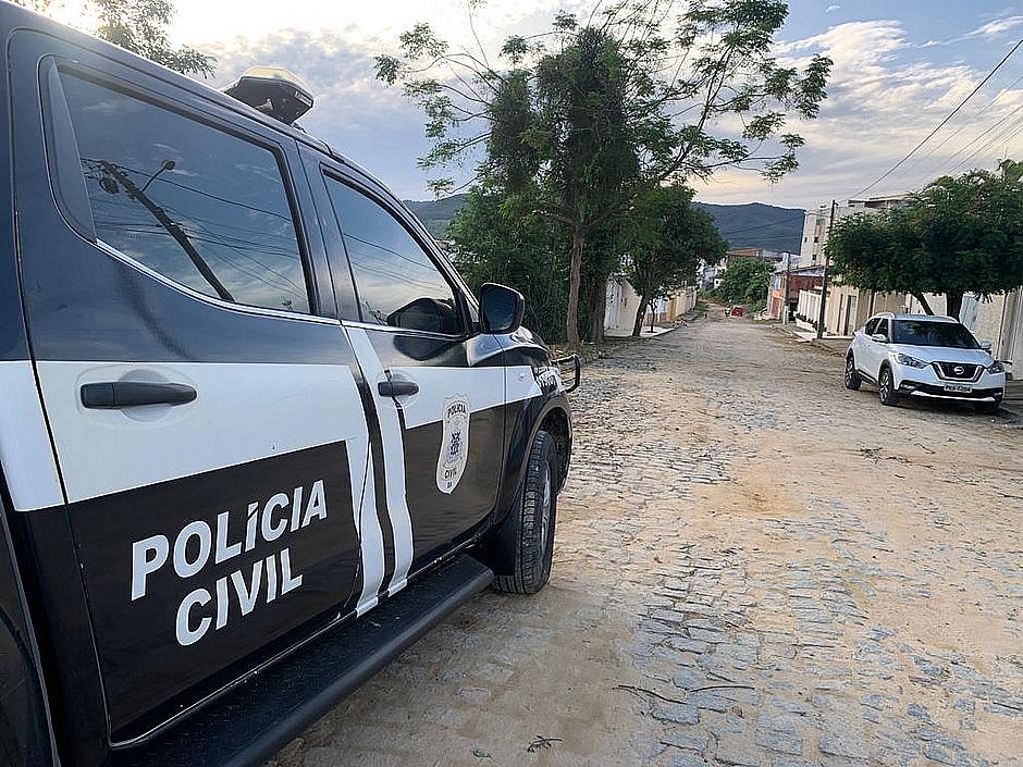 Professor é preso por estuprar aluna de 8 anos dentro de escola na BA