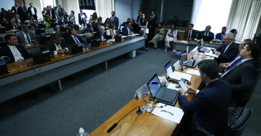 COMISSÃO DO SENADO APROVA RECRIAÇÃO DO DPVAT