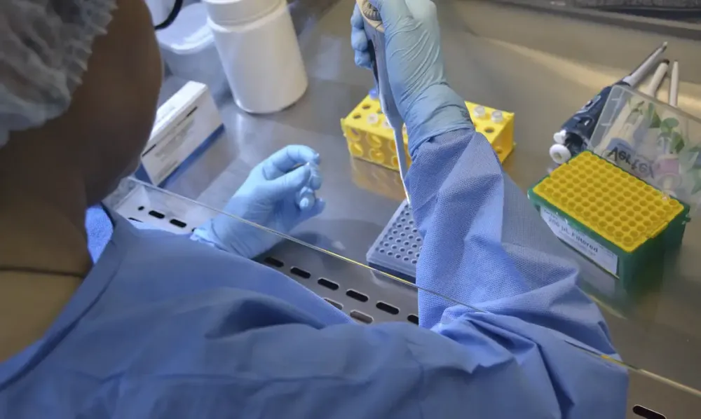 NOVA VARIANTE DA COVID-19 É DETECTADA EM TRÊS ESTADOS BRASILEIROS