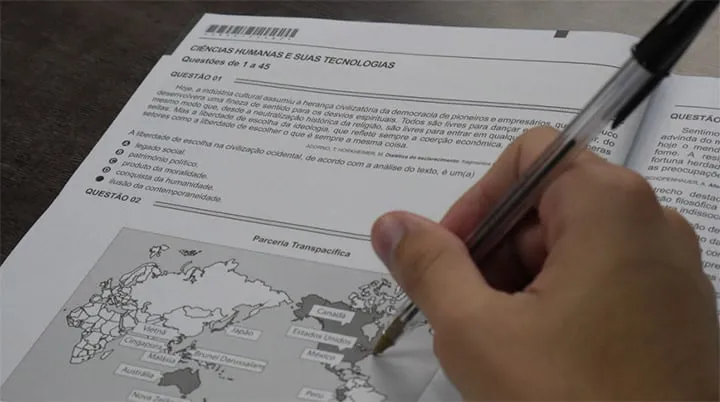 COMISSÃO DA CÂMARA DISCUTE ALTERAÇÕES NO ENEM PARA ATENDER ALUNOS AUTISTAS