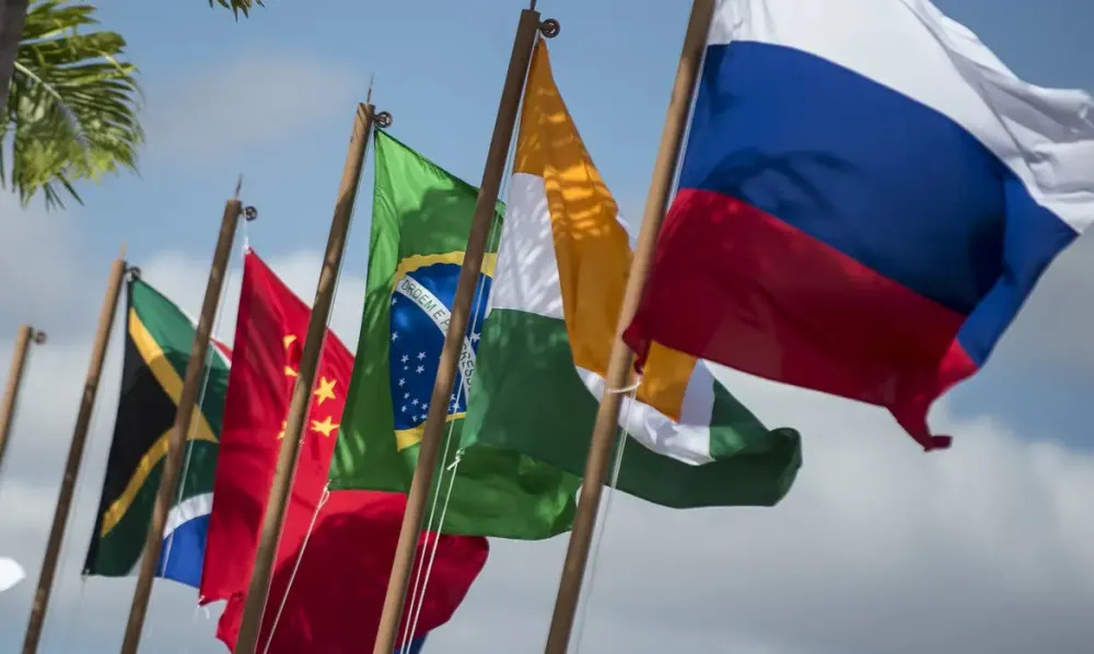 BRASIL ANUNCIA ENTRADA DA INDONÉSIA COMO MEMBRO PLENO DO BRICS