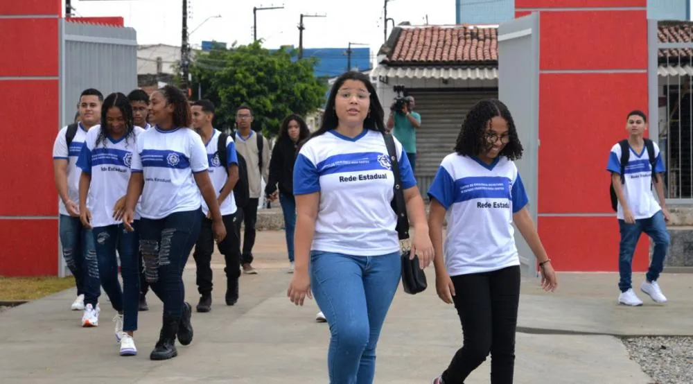 REDE ESTADUAL DE SERGIPE IMPLEMENTA NOVO CURRÍCULO DE ENSINO MÉDIO