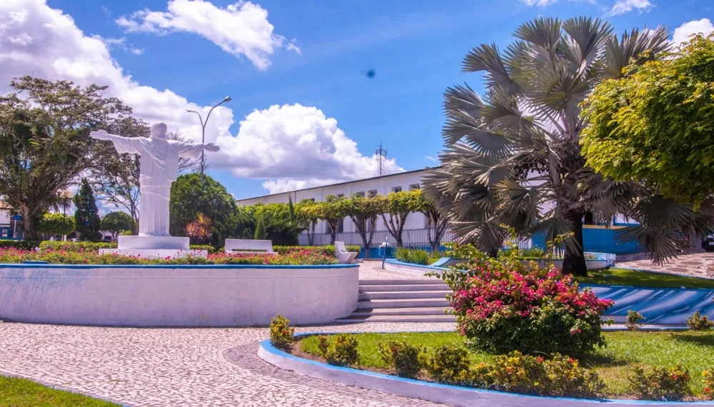 MINISTÉRIO PÚBLICO E JUSTIÇA DA BAHIA CANCELAM CONTRATO DE CONCURSO PÚBLICO DE RIO REAL