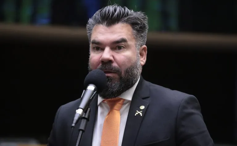 PROJETO DE LEI AUTORIZA PORTE DE ARMA DE FOGO PARA CONSELHEIROS TUTELARES