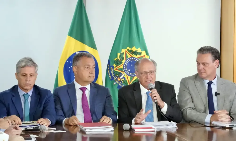 PARA CONTER ALTA NOS PREÇOS, GOVERNO ZERA TARIFA DE IMPORTAÇÃO DE 9 ALIMENTOS