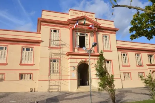 PREFEITURA DE ALAGOINHAS ABRE PROCESSO SELETIVO PARA CONTRATAÇÃO DE PROFESSORES