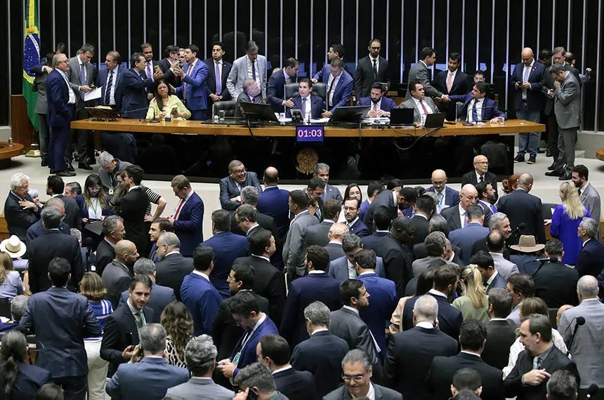 SENADO PODE DECIDIR NESTA QUARTA-FEIRA (25) SOBRE O AUMENTO NO NÚMERO DE DEPUTADOS FEDERAIS
