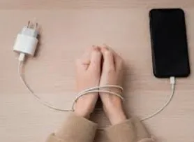 Câmara aprova tratamento de vício em tecnologia pelo SUS